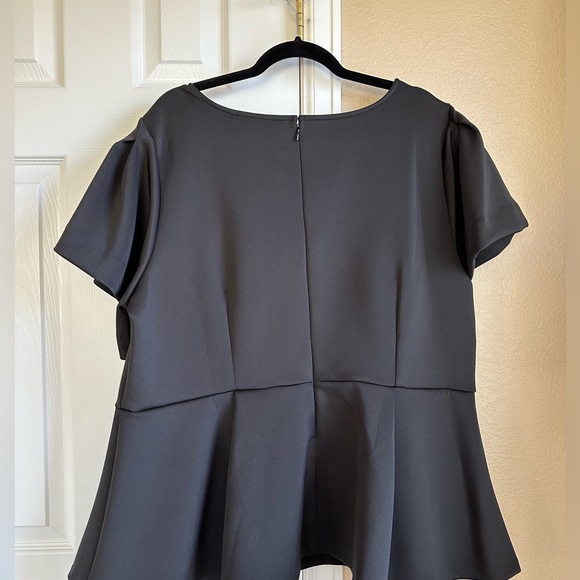 NWT Eloquii Flare Sleeve Peplum Top, Size: 22, Color: Black - Picture 3 of 4